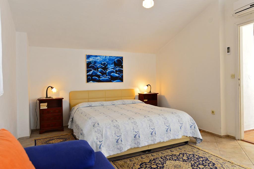 Villa Kuljis Komiža Chambre photo