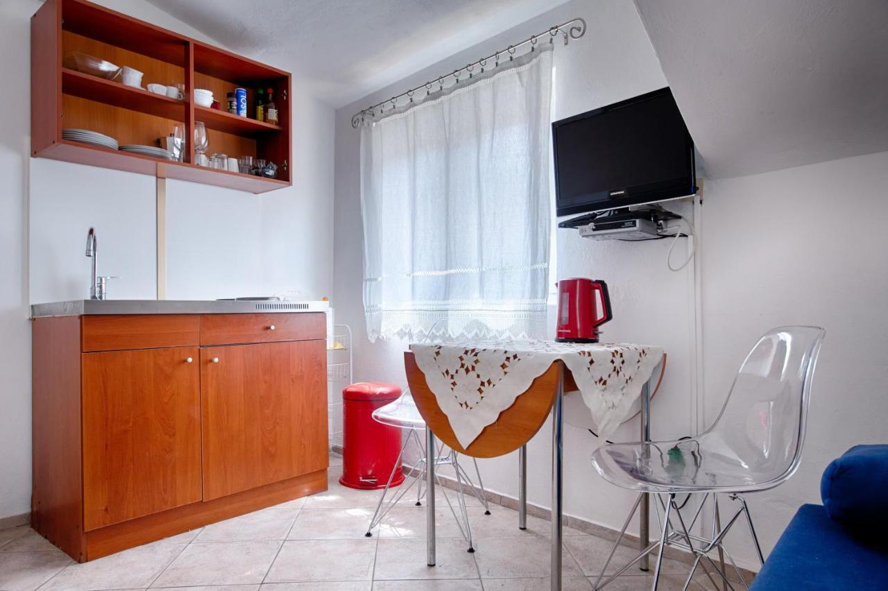 Villa Kuljis Komiža Extérieur photo