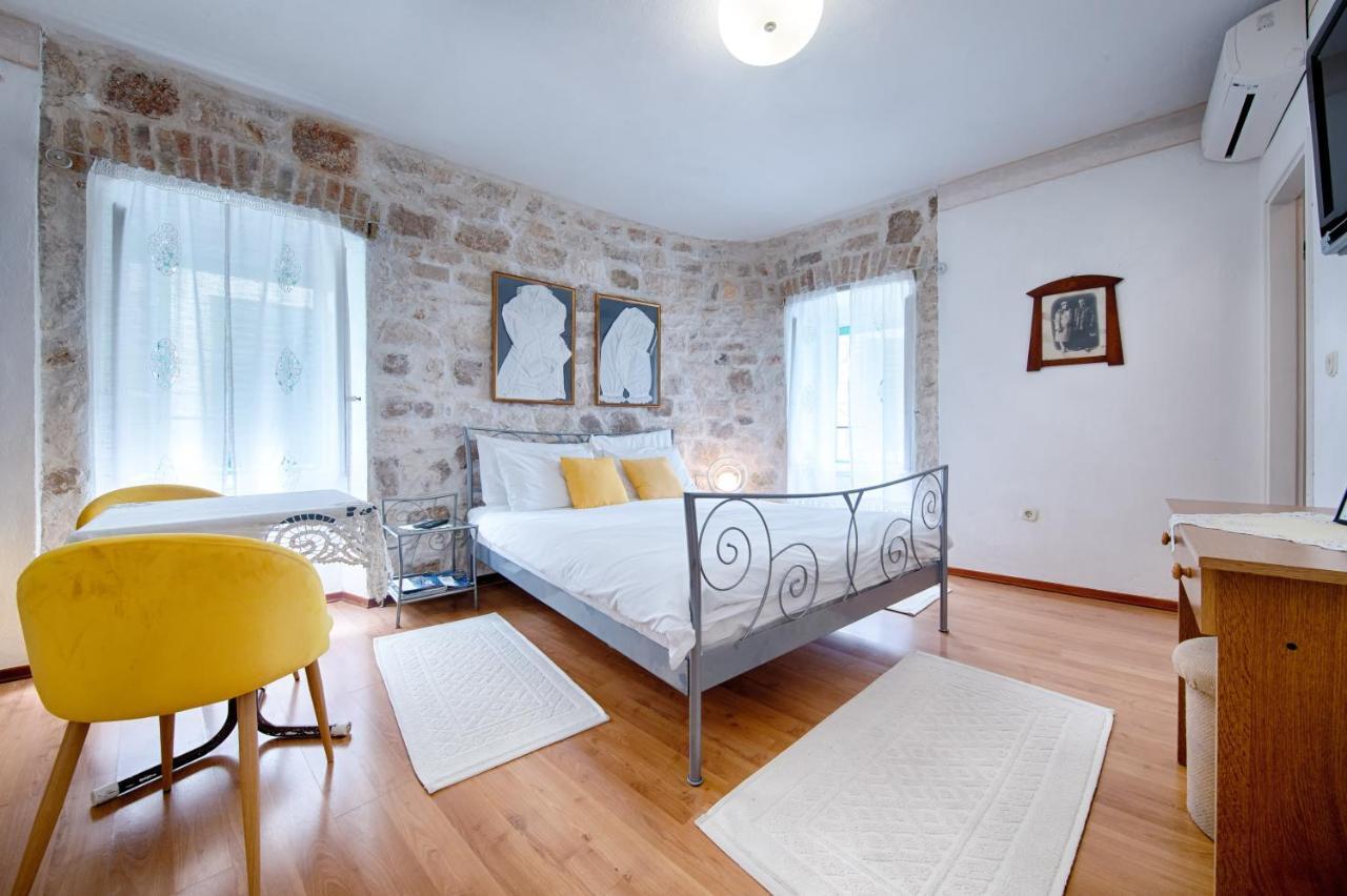Villa Kuljis Komiža Extérieur photo