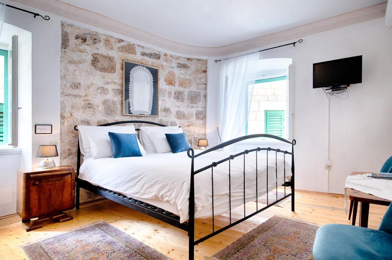 Villa Kuljis Komiža Extérieur photo