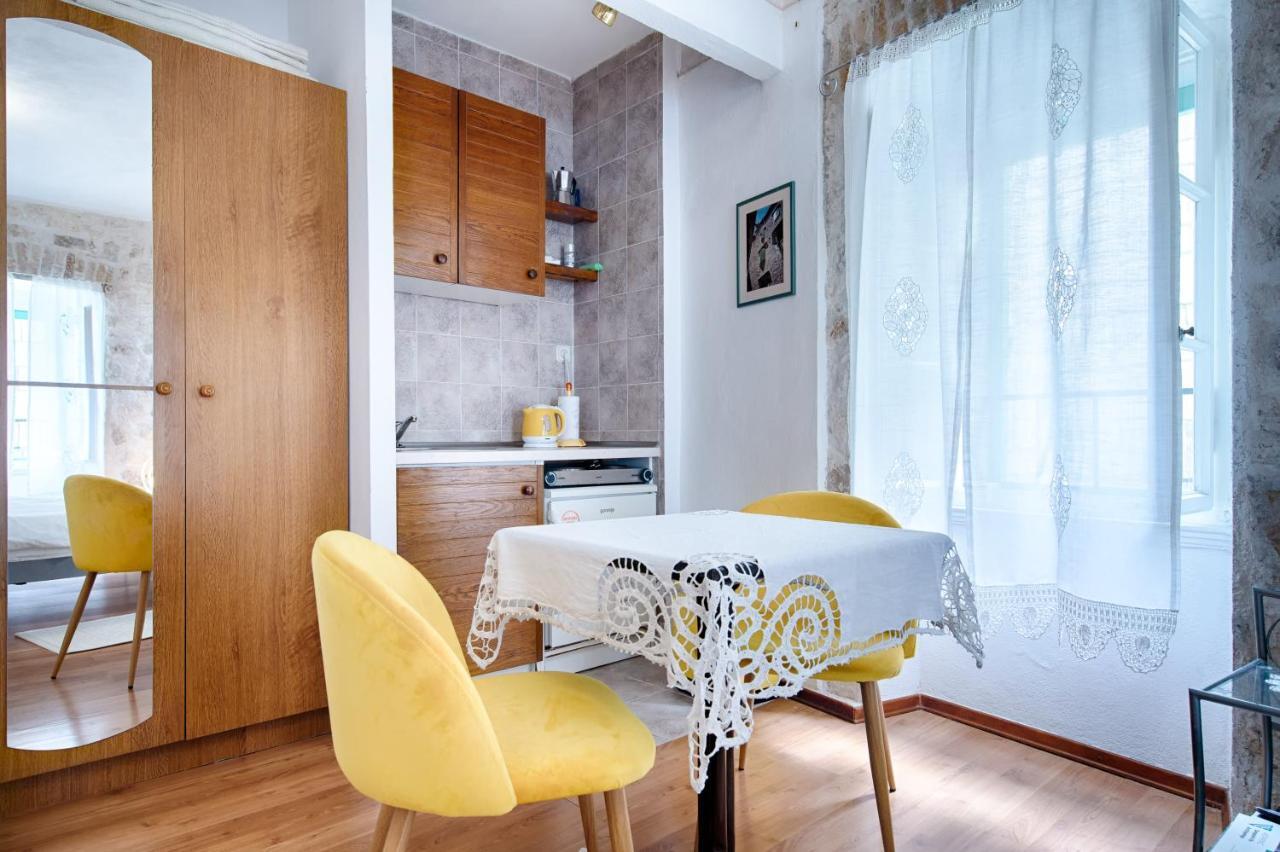 Villa Kuljis Komiža Extérieur photo